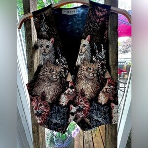 Vintage 80s/90s Vest with Cats and one cat has an eyepatch! Size Medium Facet